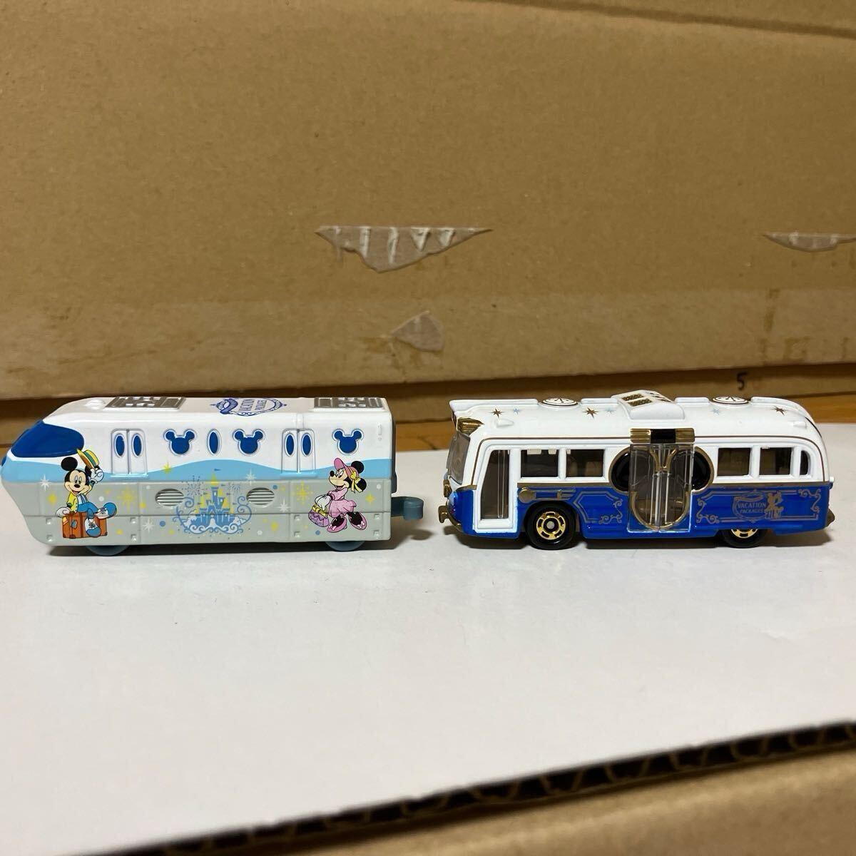 @USED@ Disney Tomica Disney bake-shon упаковка / resort Cruiser & resort линия 