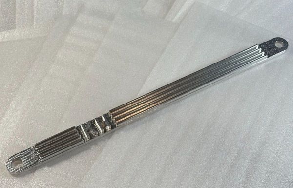 US直輸入 トルクロッド アルミ削り出し KH400 KH250 Kawasaki 400SSマッハ スイングアーム U439_画像1