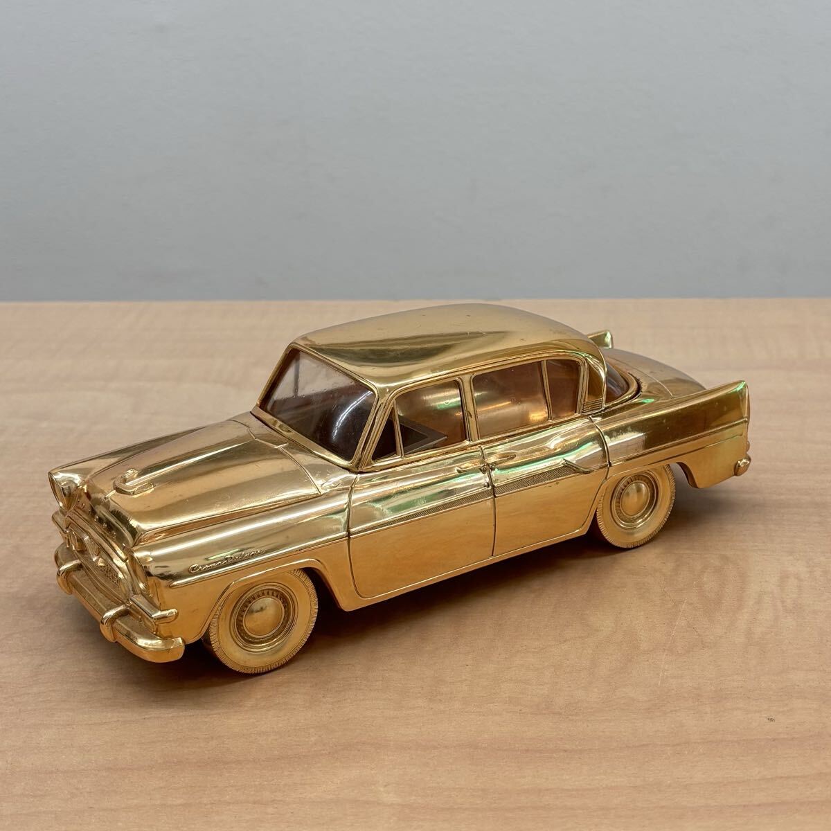 ◆トヨタ クラウン デラックス◆シガレットケース／煙草入れ／灰皿／トヨペット／クラウンDX／ゴールド色　◎箱あり_画像2