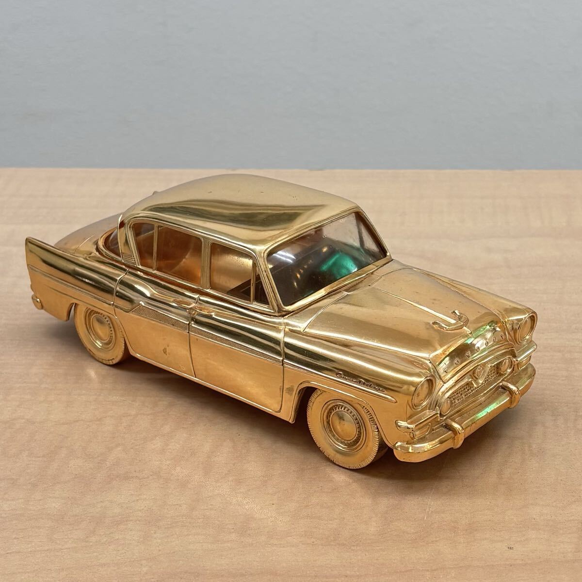 ◆トヨタ クラウン デラックス◆シガレットケース／煙草入れ／灰皿／トヨペット／クラウンDX／ゴールド色　◎箱あり_画像3