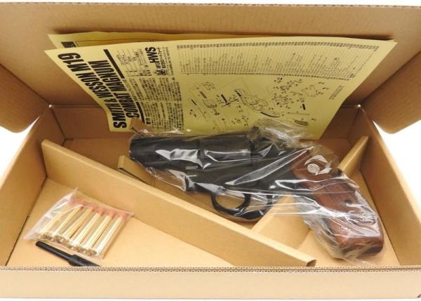 HWS ハートフォード M19 コンバットマグナム 木製グリップ HW ナチュラル仕様 2.5インチ 発火式 モデルガン 完成 リボルバー 4580332135701_画像5