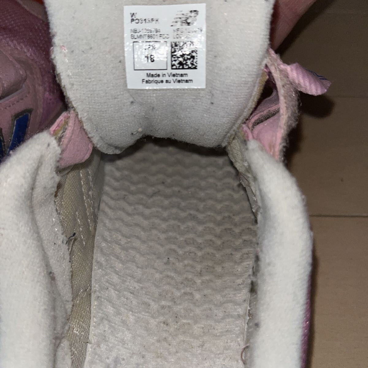 ニューバランス スニーカー キッズ New Balance ピンク 運動靴 ダメージ少ない 薄紫 新品に近い_画像5