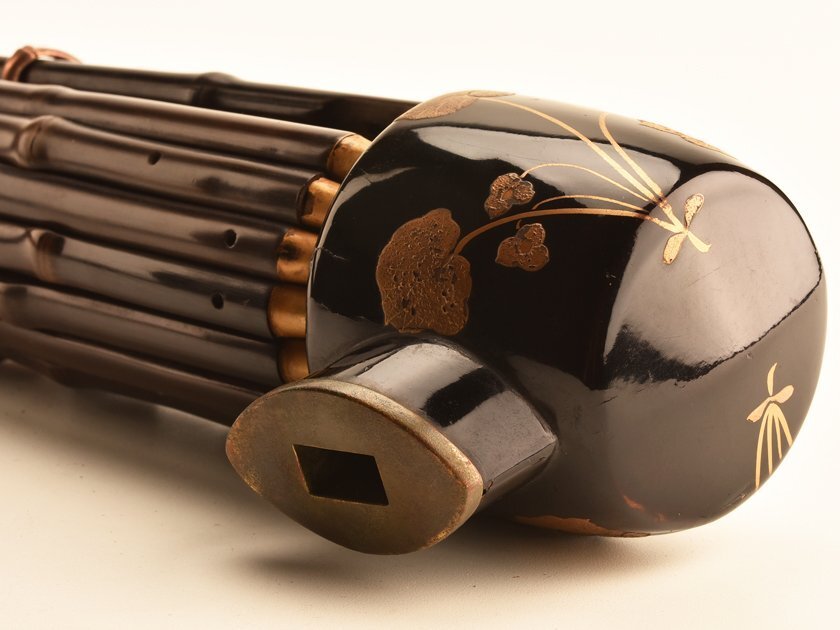 [ кото } бесплатная доставка времена традиционные японские музыкальные инструменты . приятный лотос лакировка ... с ящиком LB548