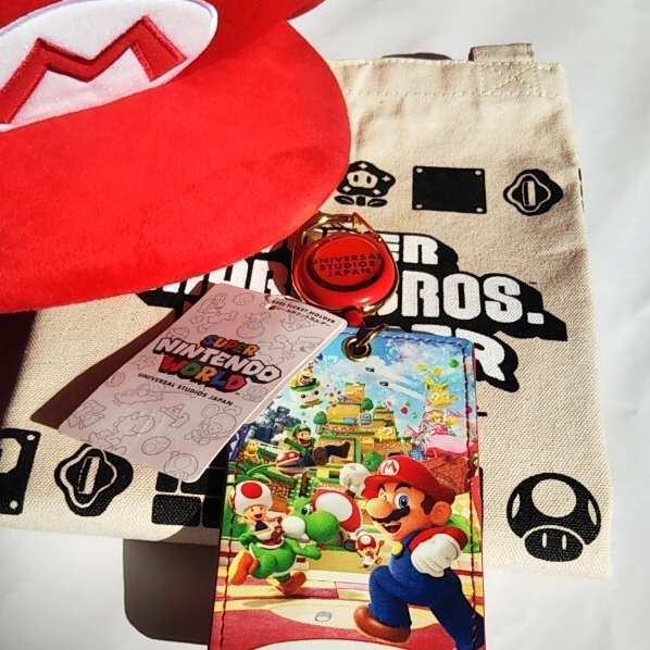 *美品*USJ スーパーマリオ 定期入れ/チケットケース 帽子 おまけ 非売品トートバッグ 送料サイズ60 ユニバーサル・スタジオ・ジャパン_画像1