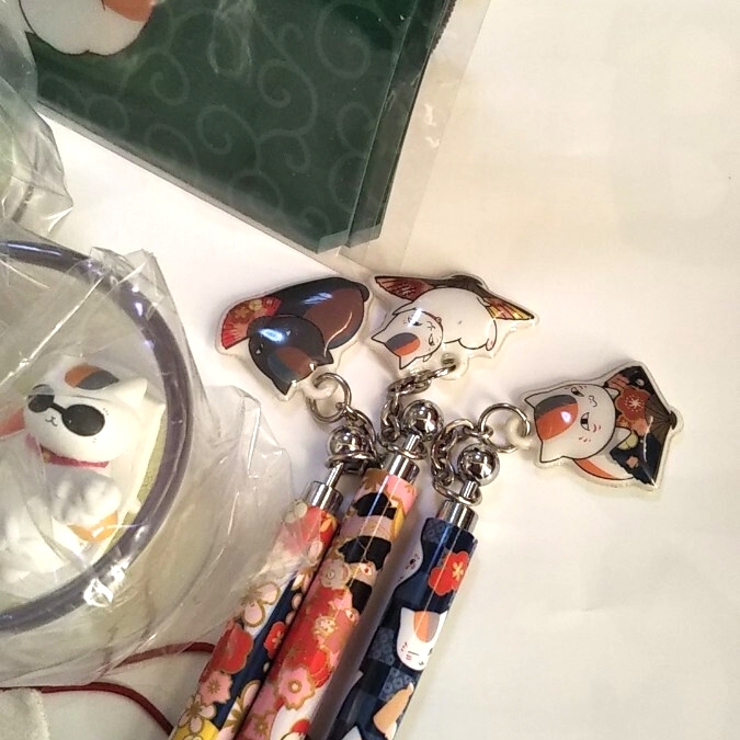 *夏目友人帳*グッズまとめて ニャンコ先生四季折々てらりうむ 縁起紐根付け フィギュア ボールペン キーホルダー マスクケース などなど_画像6