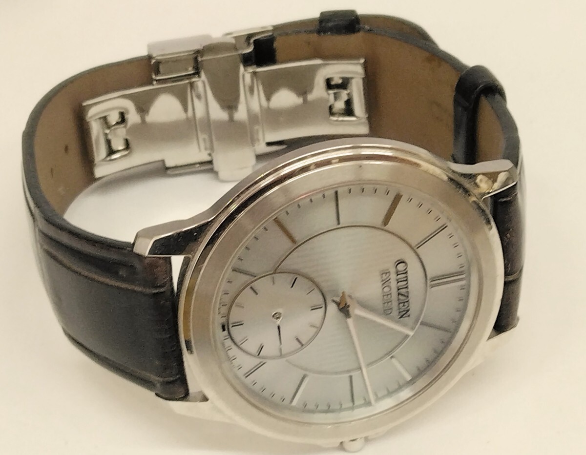 H2 稼働品 美品 CITIZEN EXCEED シチズン エクシード 40周年記念モデル 腕時計 8455-T023029 電波ソーラー 取説 保証書 ケース 中古品_画像3