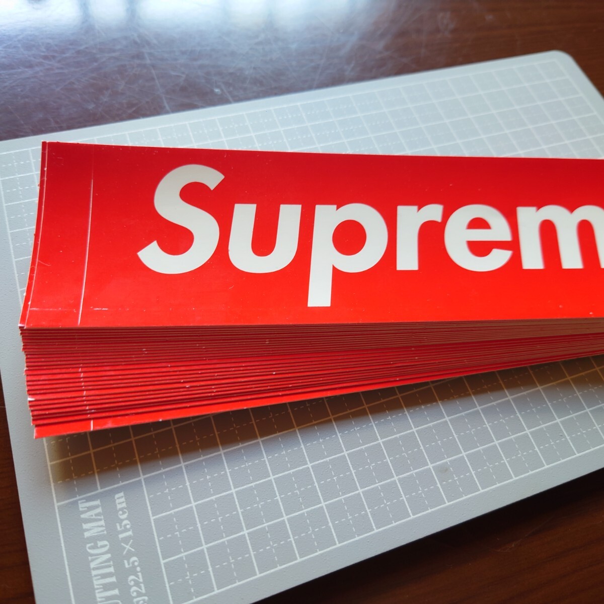 最終出品!! シュプリーム ステッカー ボックスロゴ 大量 27枚 正規品 送料無料!! 匿名配送 追跡可能 SUPREME Supreme supreme BOXLOGO 新品_画像2