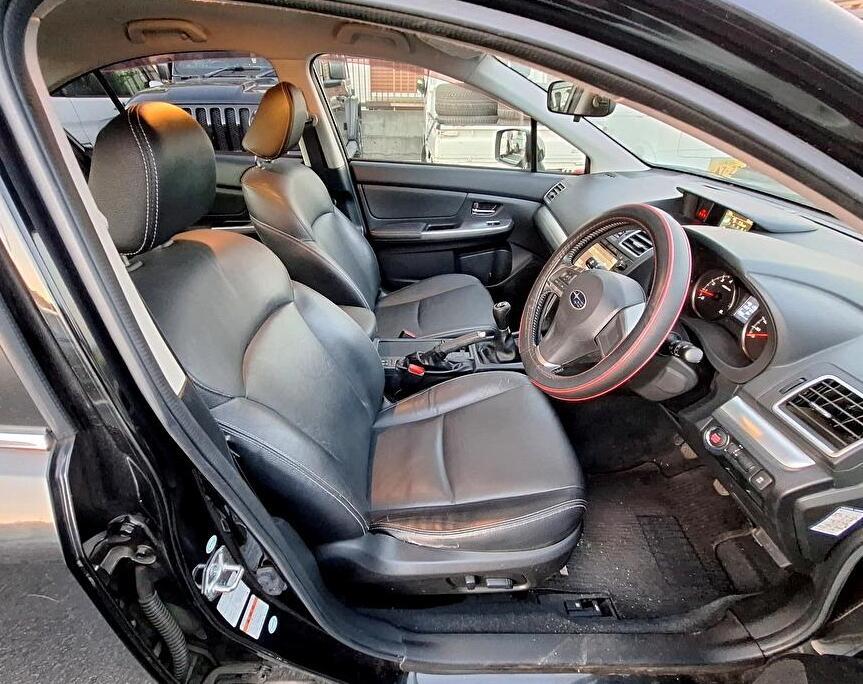 車検半年付き☆諸費用なし☆インプレッサ G4 1.6i L☆5速MT☆4WD☆H27年式、6万km☆テレビ、Bluetooth☆プッシュスタート_画像6