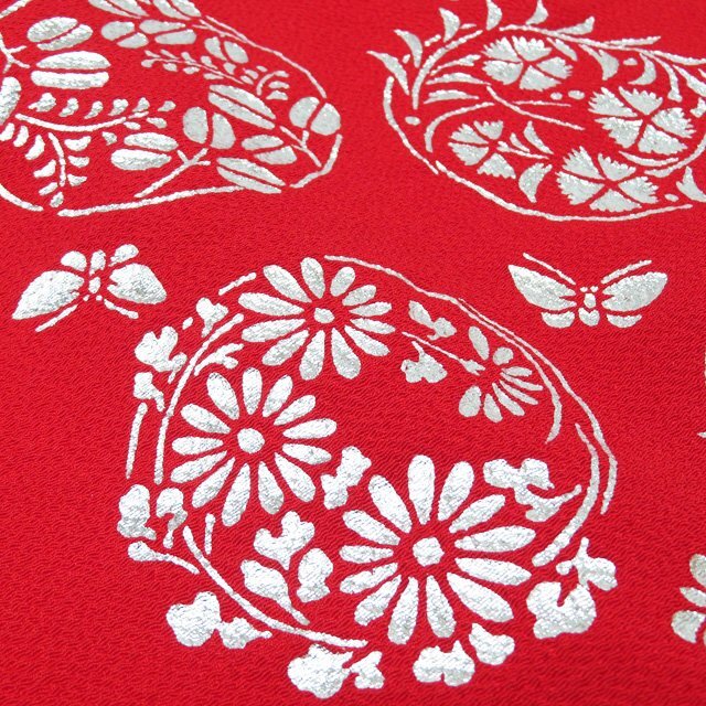 ★きもの北條★ 舞妓 芸者 帯揚げ　花模様　秋草　蝶　縮緬地　中古　正絹　和装小物　T812-1_画像3