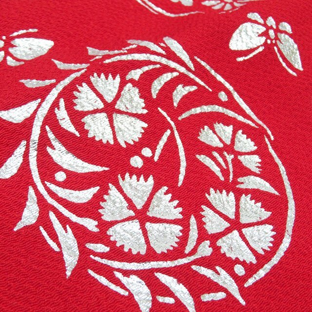 ★きもの北條★ 舞妓 芸者 帯揚げ　花模様　秋草　蝶　縮緬地　中古　正絹　和装小物　T812-1_画像4