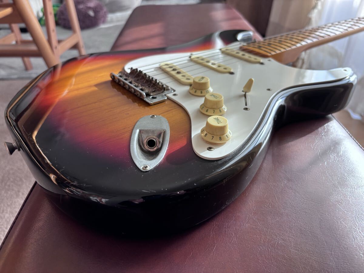 Fender Japan Stratocaster ST-57 Sunburst メイプル指板 2002-2004 動作品 Made in Japan _画像8