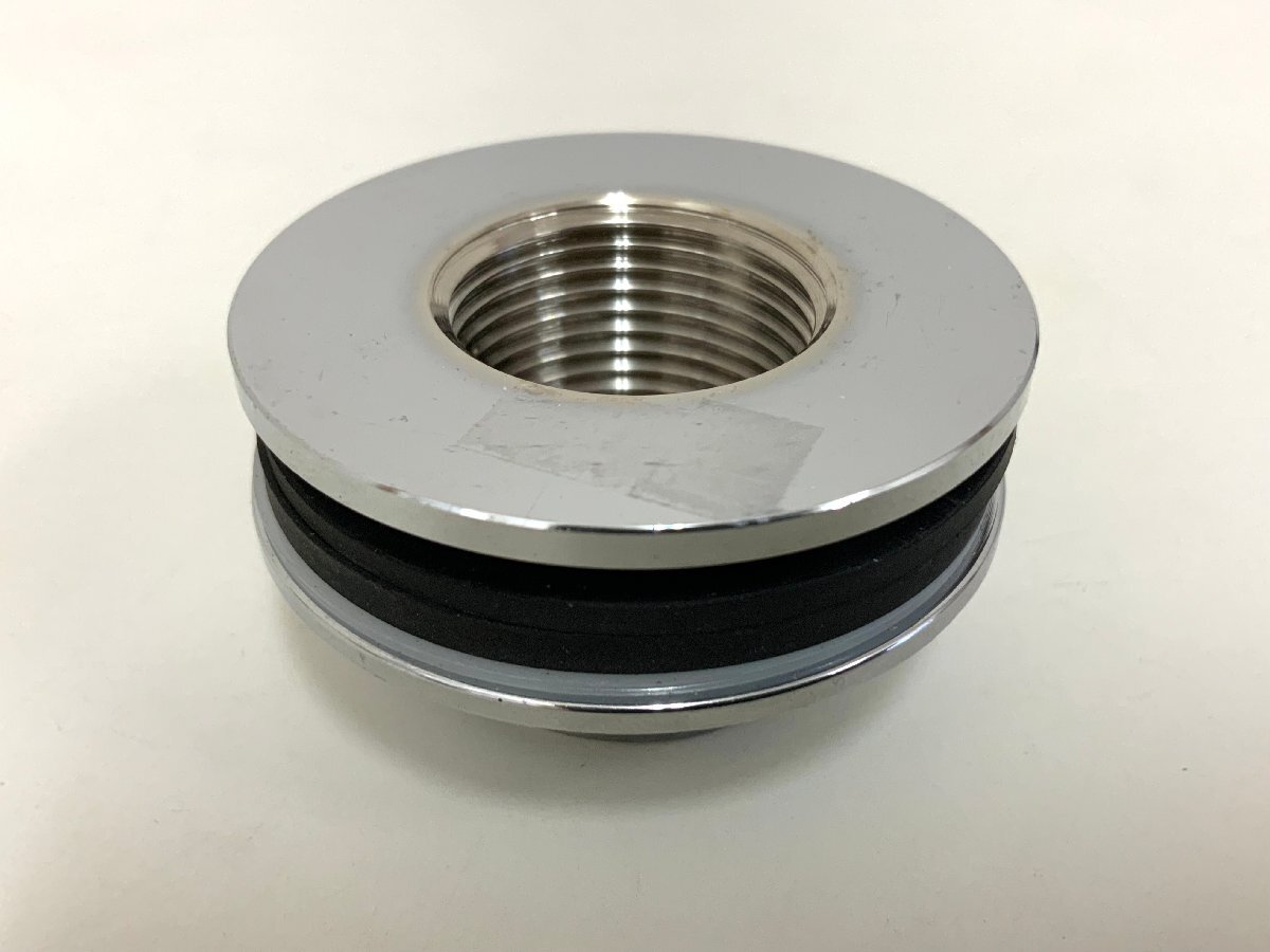 【金物屋在庫品】 KAKUDAI カクダイ タンク取付金具 呼び２０ 黄銅 617-105-20 受水槽や高架タンクと給水管の接続 ②_画像2