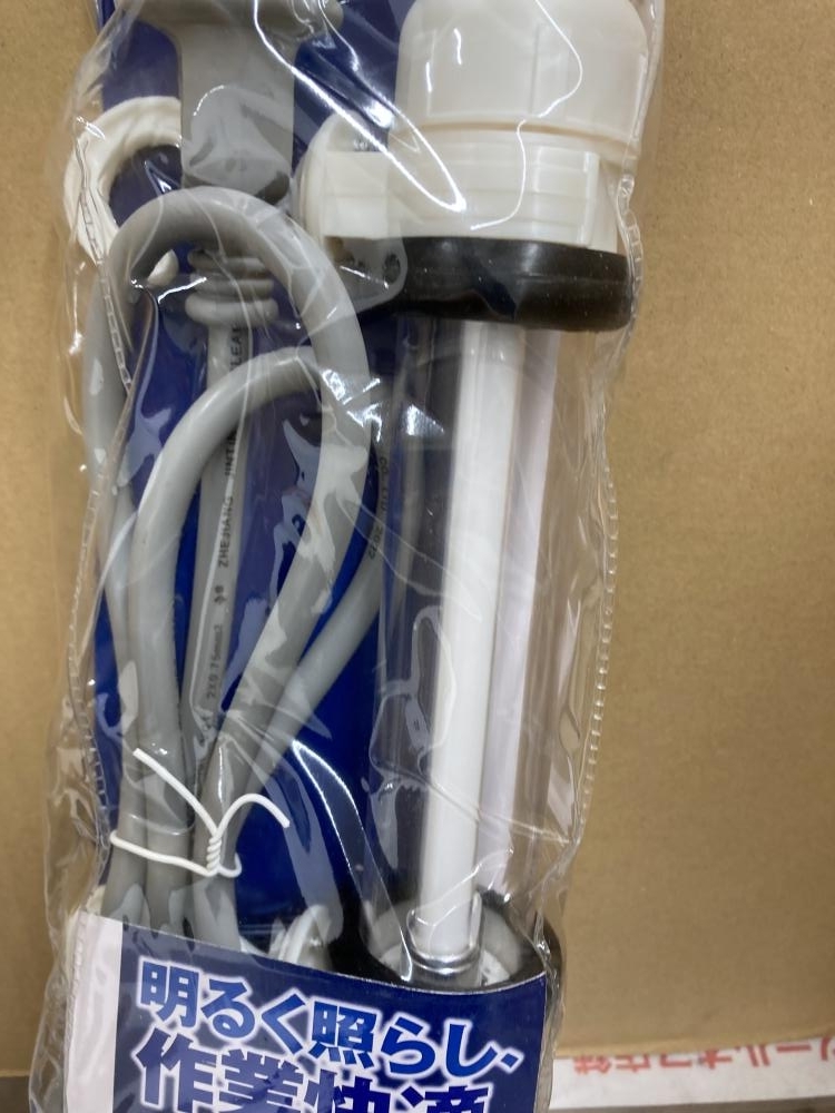 022●未使用品・即決価格●アースマン 蛍光灯ワークライト WLT-330F_画像3