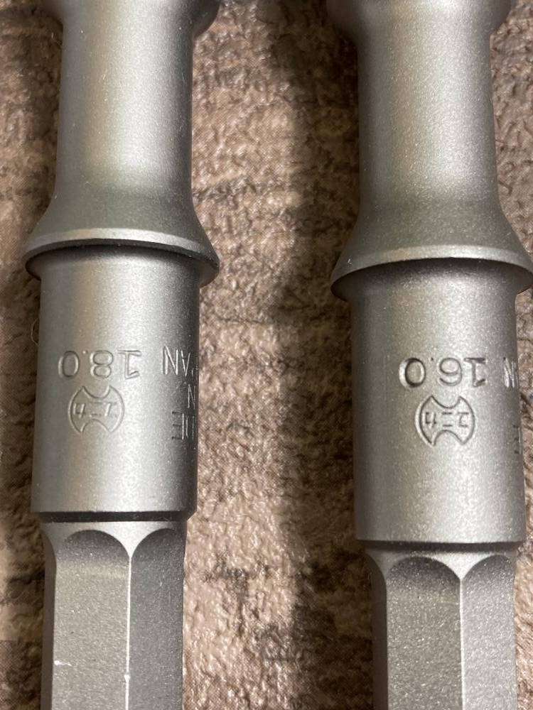 020♪未使用品・即決価格♪ユニカ UX　Qビット　六角軸 18.0/16.0　2本セット　長期保管品_画像4