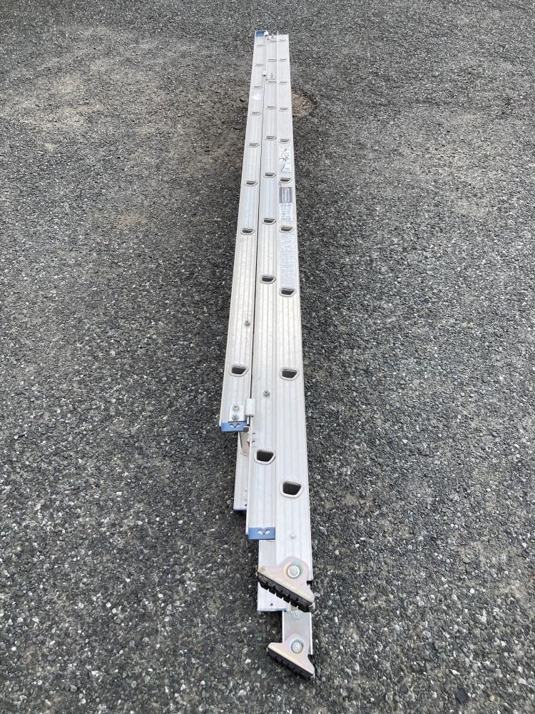 006□おすすめ品・即決価格・草加店引取限定商品□ハセガワ アルミ3連はしご HC32.0-80 全長7m86cm_画像5