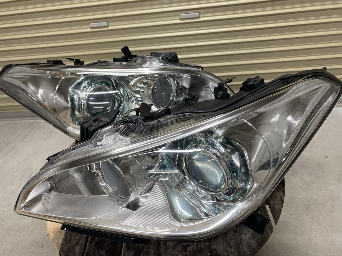 比較的綺麗　破損無し　フーガ Y51 KY51 HY51 KNY51 前期 純正HID 左右　ヘッドライト　AFS有　バルブ　バラスト付 KOITO 100-23035 刻印A_画像1