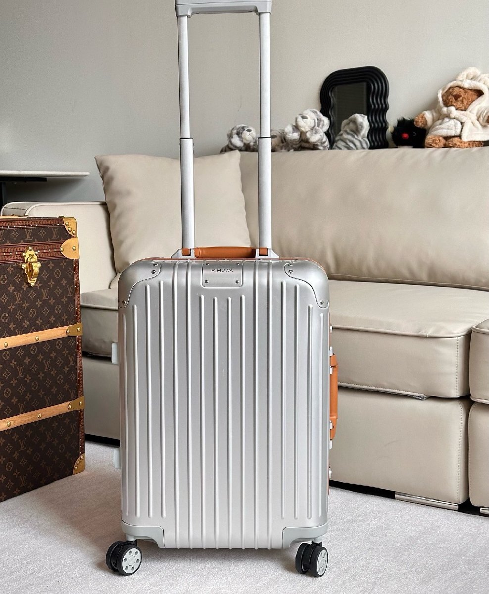スーツケース RIMOWA リモワ Original925オリジナル キャビン ツイスト 機内持ち込み用 21インチ 35L シルバーxブラウン ユニセックスの画像1