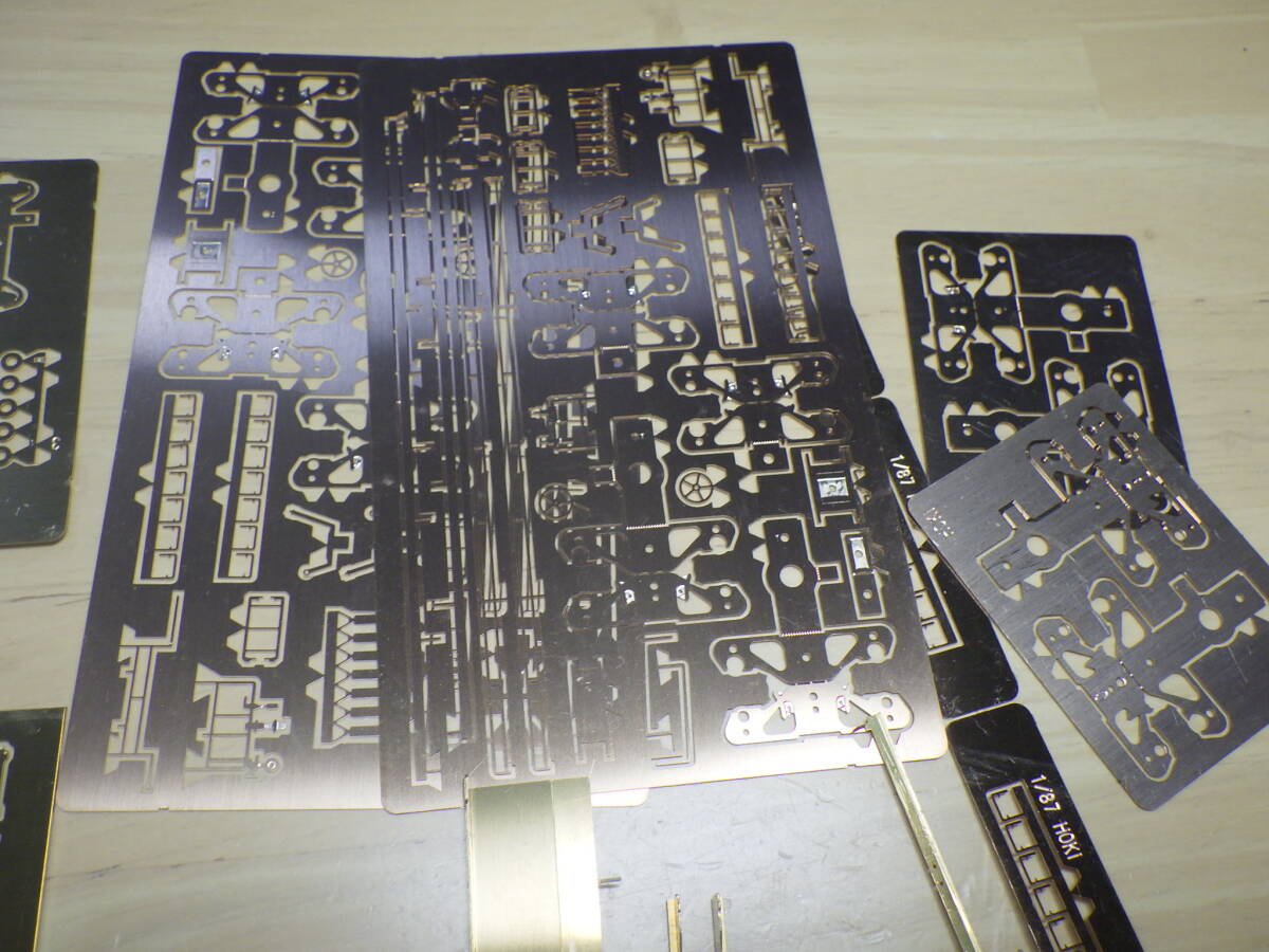 ジャンク No.2 ワールド工芸 金属キット HOゲージ ホキ2500 貨物列車 他 パーツ まとめて_画像2