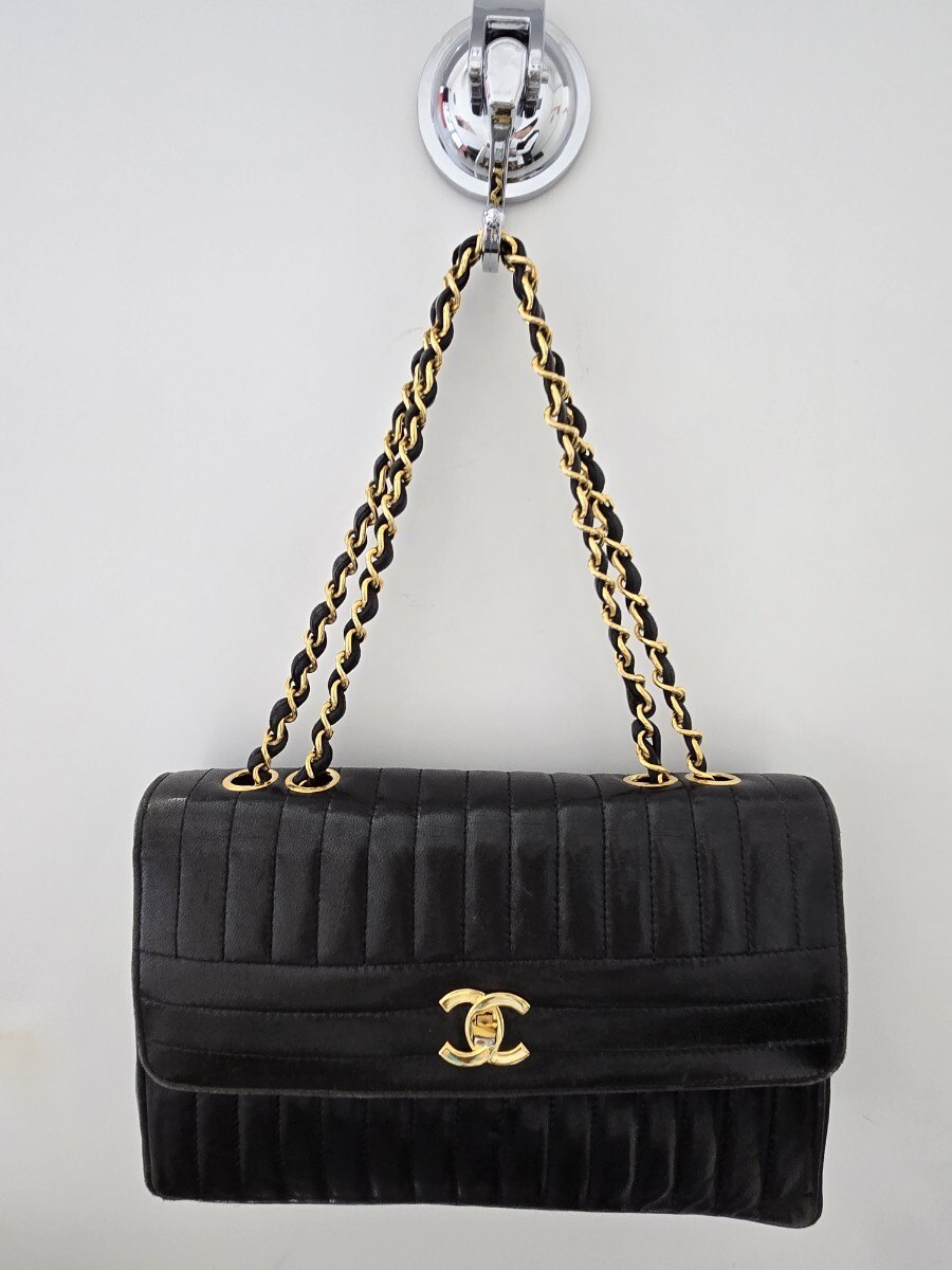 T★１円スタート★　チェーンショルダーバッグ　 ターンロック ブラック_画像1