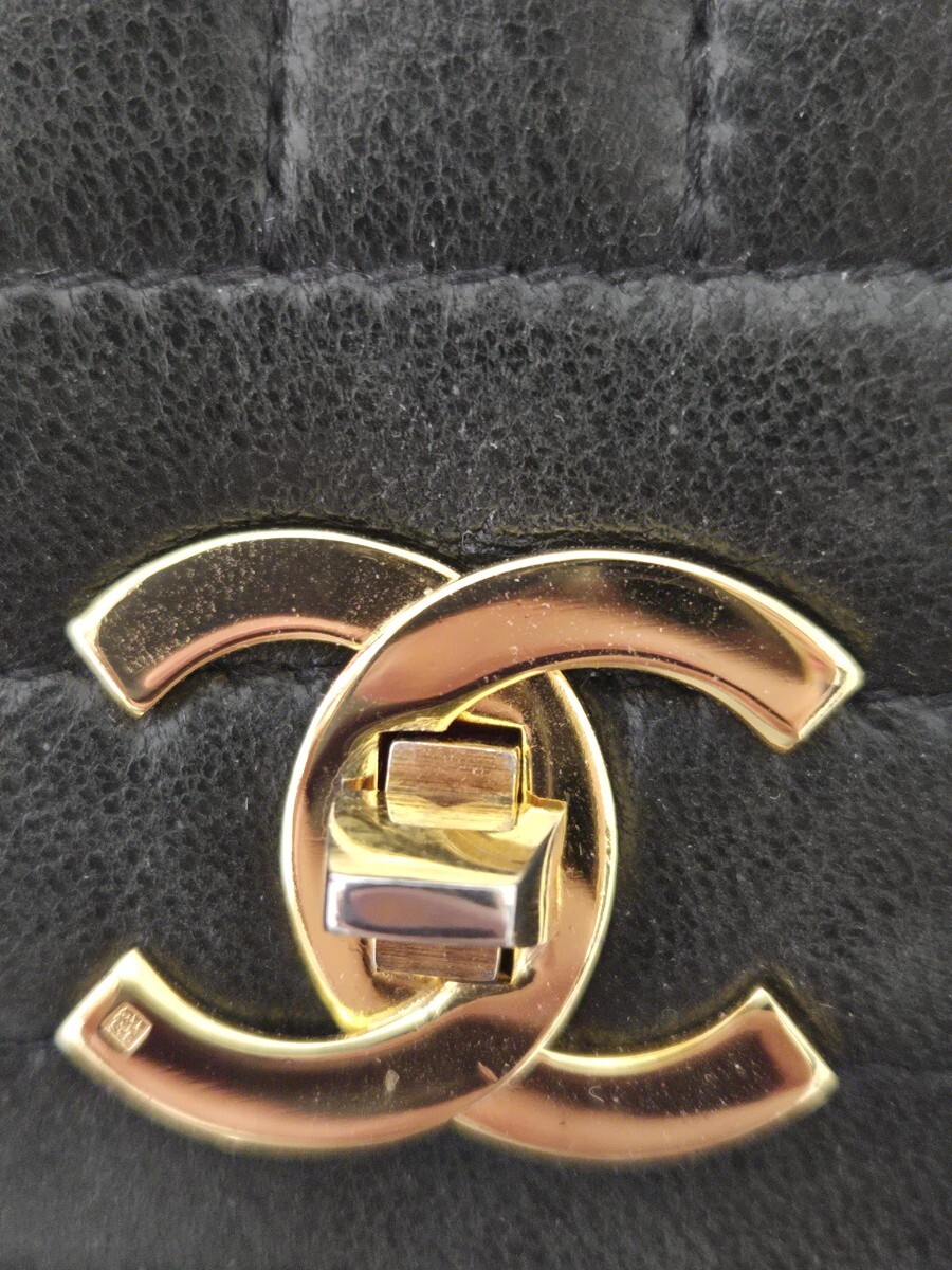 T★１円スタート★　チェーンショルダーバッグ　 ターンロック ブラック_画像2