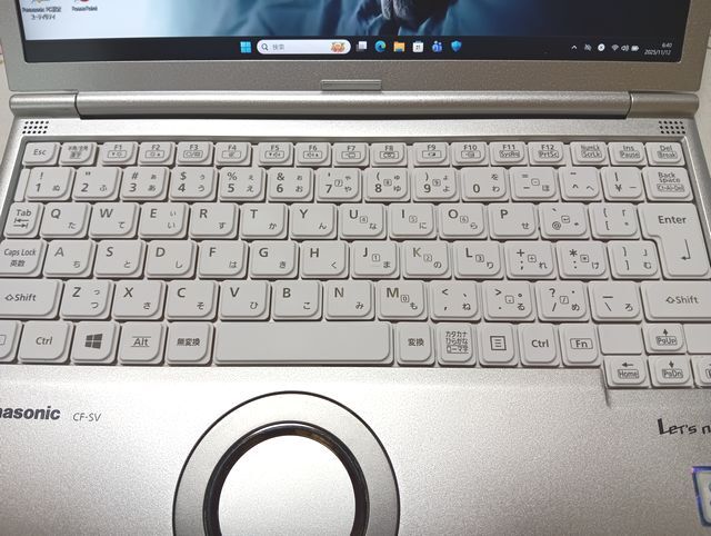 ★工場出荷状態+ほぼ美品+Windows11+アプリ★ Panasonic Let's note CF-SV8 Core i5/8GB/SSD256GB/Windows11 Pro/Office2024 NO.1102_画像3
