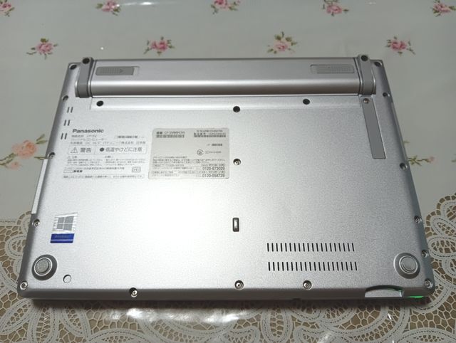 ★工場出荷状態+ほぼ美品+Windows11+アプリ★ Panasonic Let's note CF-SV8 Core i5/8GB/SSD256GB/Windows11 Pro/Office2024 NO.1102_画像8
