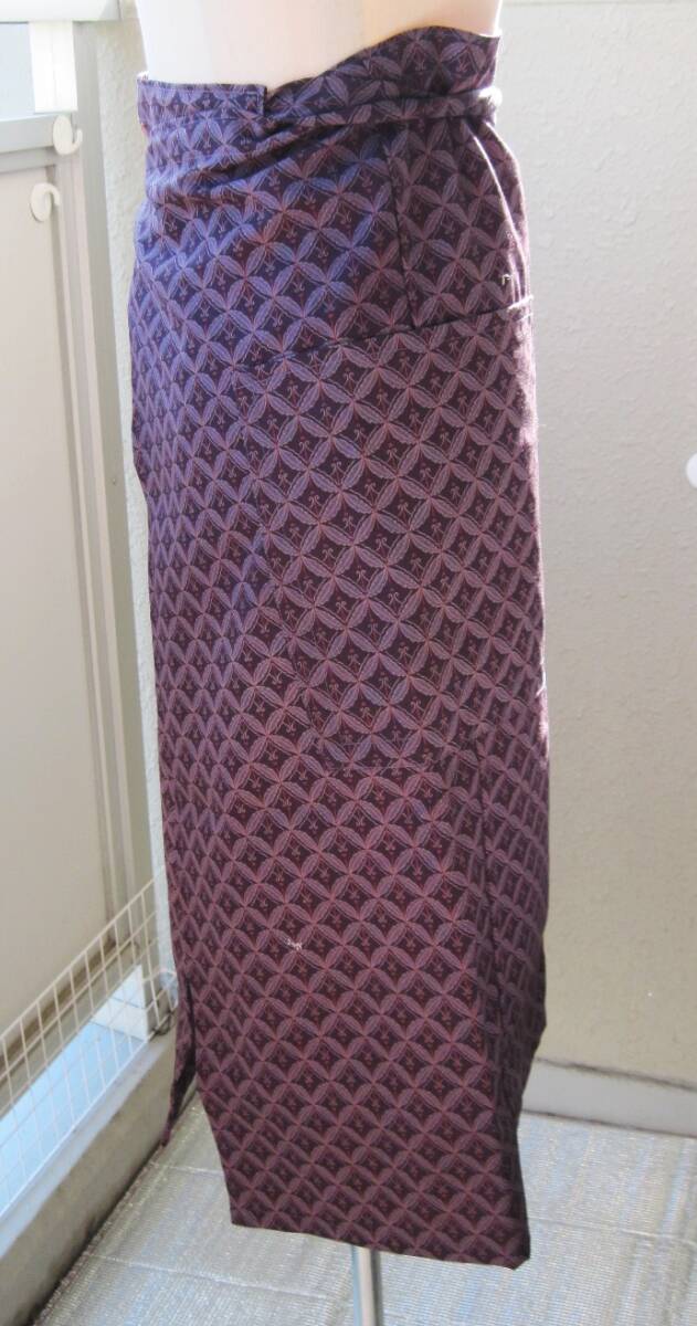 布乃言葉*花語り...徒然なるままに”前掛け・サロンエプロン風”仕立てました「ウールの紫の着物から・其の二”接ぎ合わせ多数あり”」_画像2