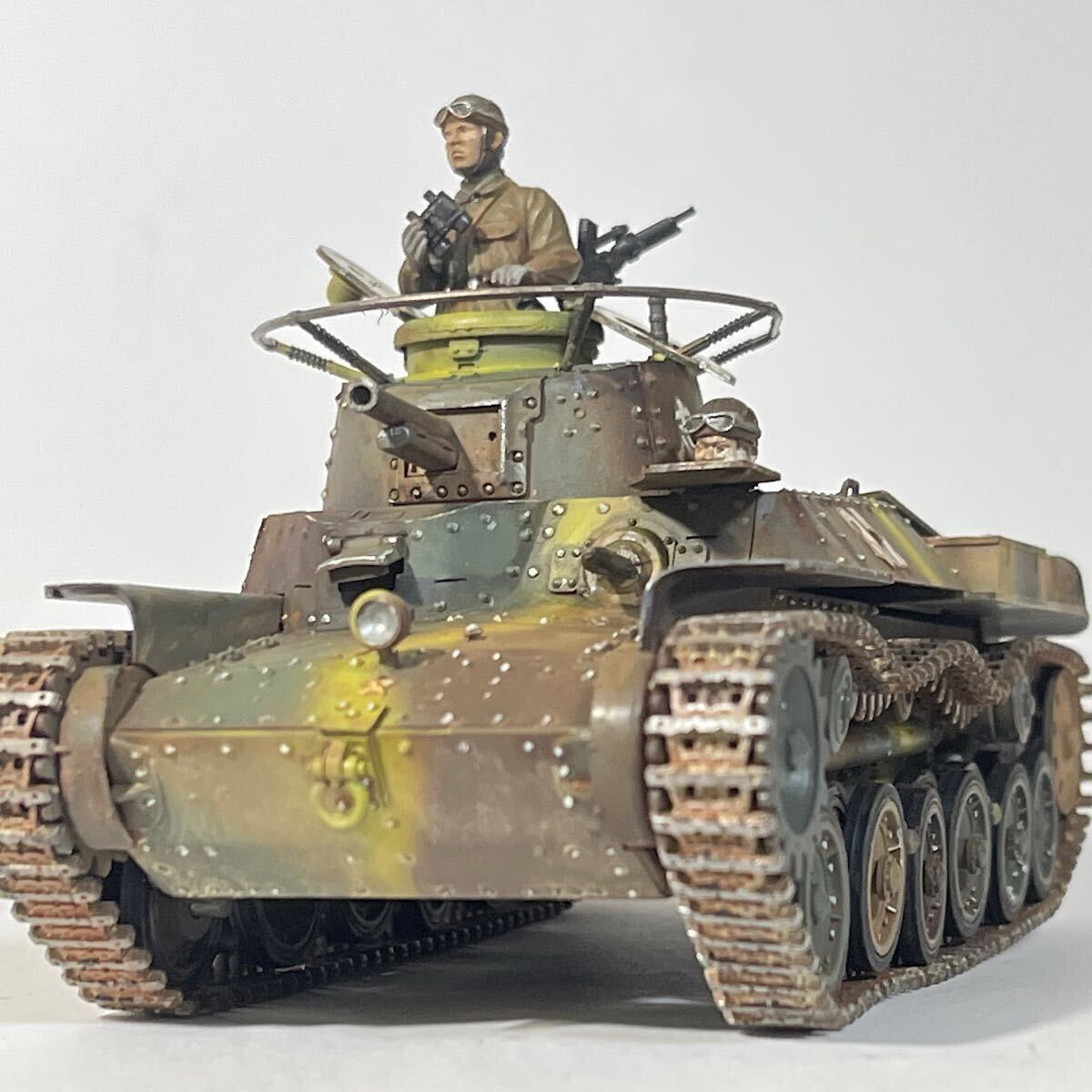 タミヤ 1/35. 日本陸軍97式中戦車 完成品 九七式戦車 プラモデル 戦車模型 ミリタリーミニチュアシリーズ 送料無料_画像2