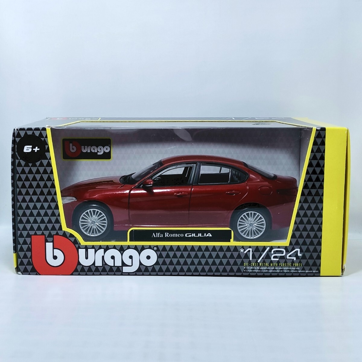 burago BBurago 1/24 модель 952 Alpha Romeo Giulia 2.0 турбо 2017 темный красный 