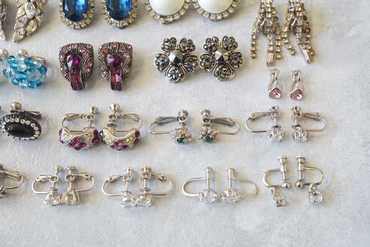 C1079 стразы и т.п. за границей производства содержит роскошный Vintage серьги обе уголок ..20 позиций комплект аксессуары много совместно . суммировать 