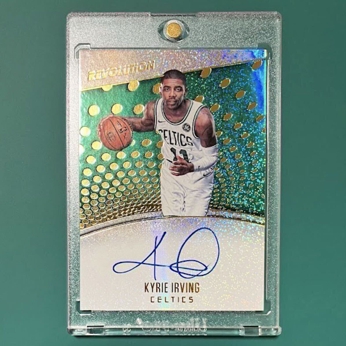 カイリー アービング 直筆サインカード Kyrie Irving NBA 2017-18 PANINI REVOLUTION AUTO_画像1