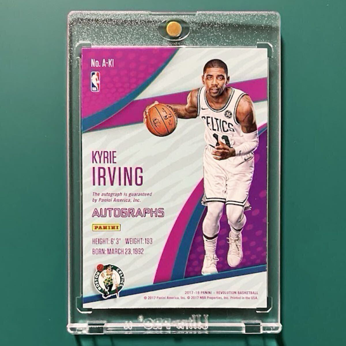 カイリー アービング 直筆サインカード Kyrie Irving NBA 2017-18 PANINI REVOLUTION AUTO_画像2