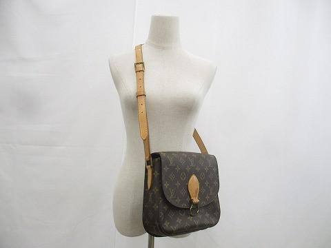 良品 ルイヴィトン LOUIS VUITTON モノグラム サンクルー GM レザー ショルダーバッグ 斜め掛け クロスボディ ハンド_画像1