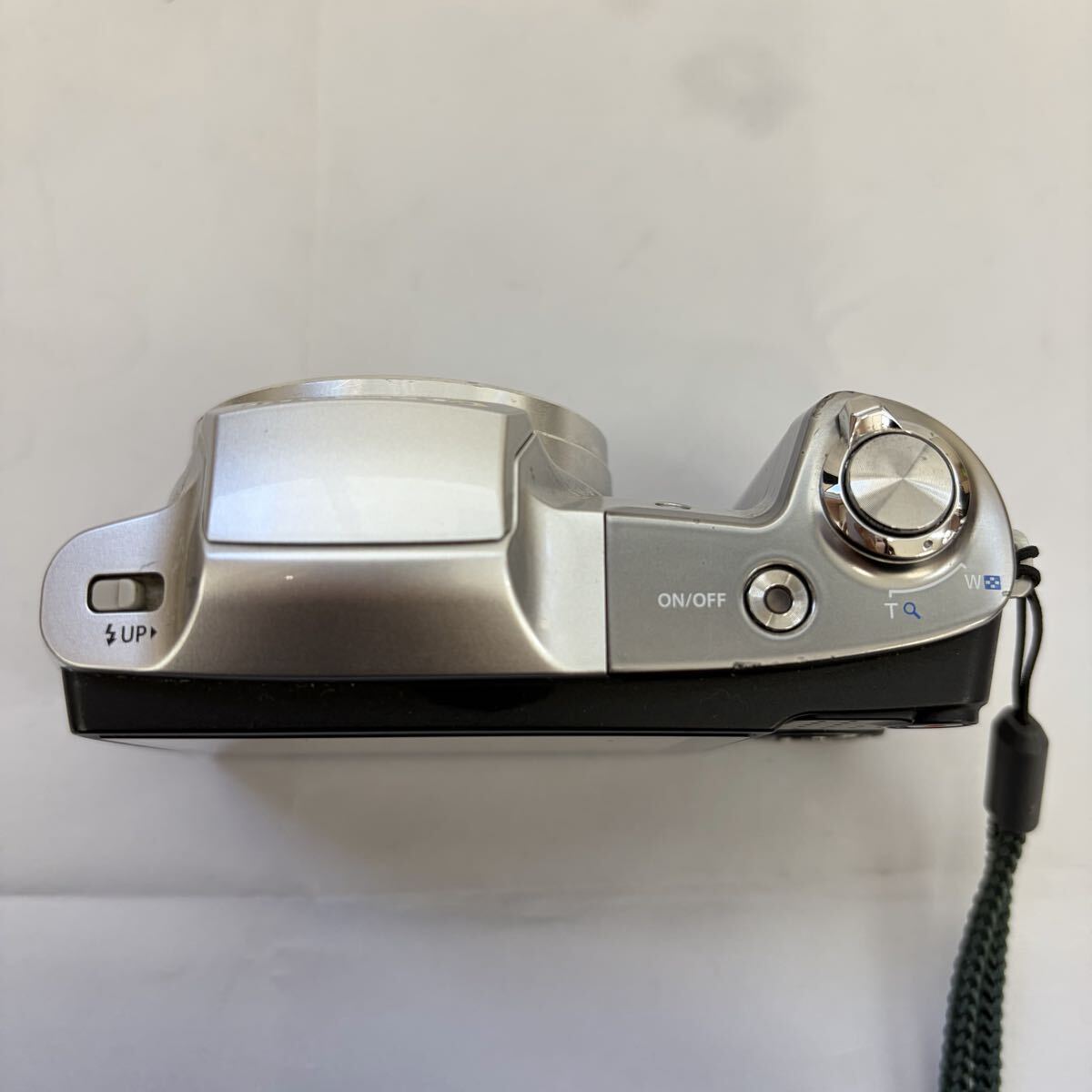 【1121M2】OLYMPUS オリンパス Stylus SZ-16 シルバー コンパクトデジタルカメラ デジカメ コンデジ 通電確認済み 0006_画像7