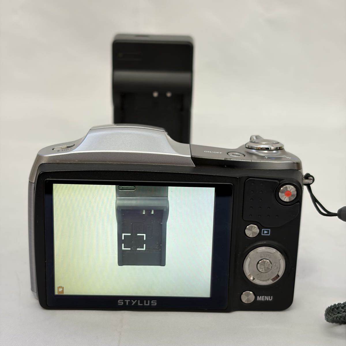 【1121M2】OLYMPUS オリンパス Stylus SZ-16 シルバー コンパクトデジタルカメラ デジカメ コンデジ 通電確認済み 0006_画像9
