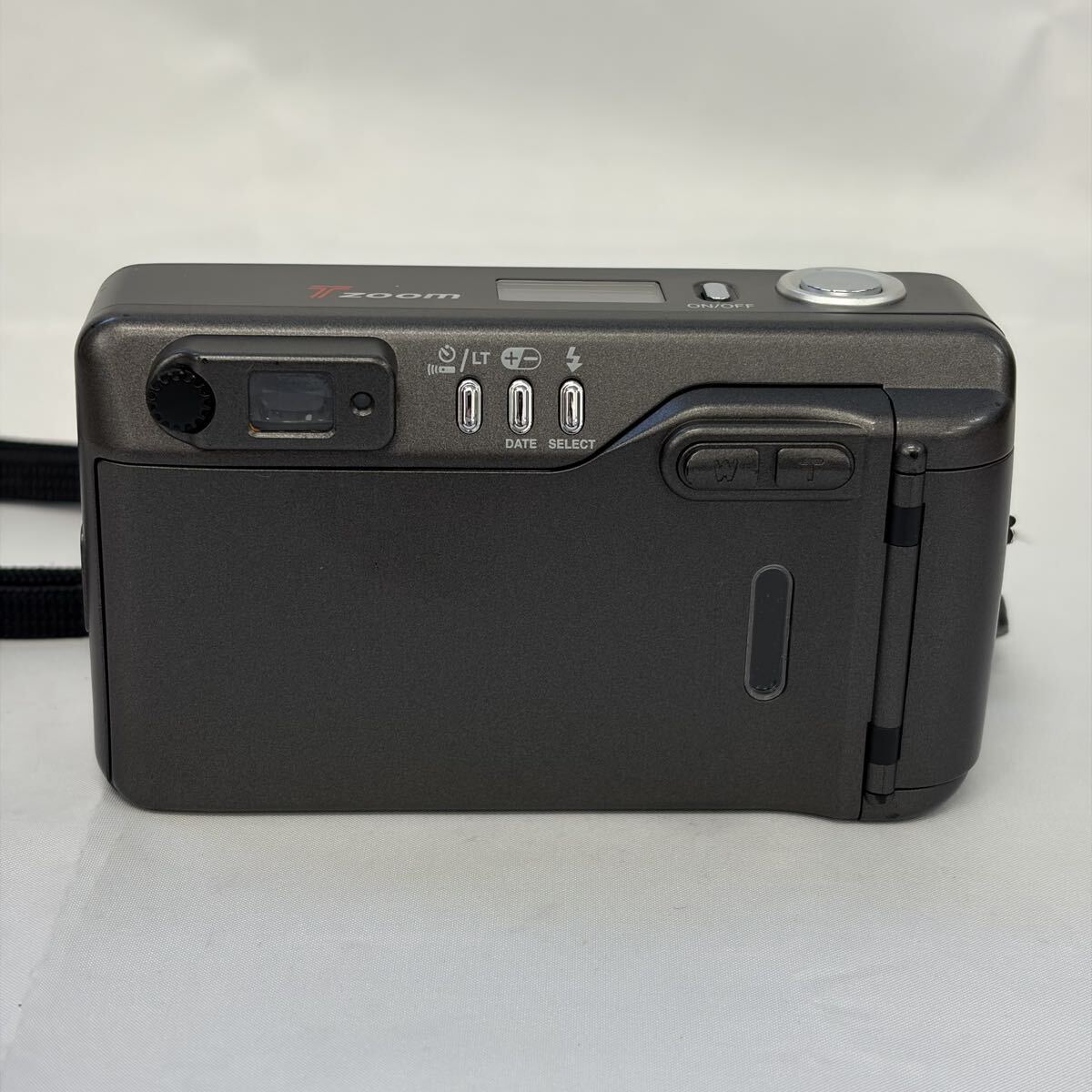 【1121M9】KYOCERA 京セラ T ZOOM Carl Zeiss Vario Tesser 28-70mm F4.5-8 コンパクトフィルムカメラ 高級コンパクトカメラ 通電確認済み_画像3