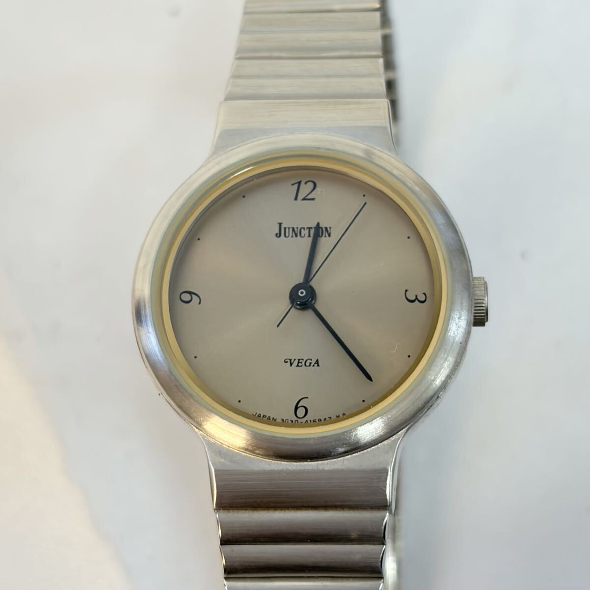 【1121M24】CITIZEN シチズン ベガ ジャンクション QZ イエロー文字盤 3030-405561 レディース腕時計 不動品_画像2