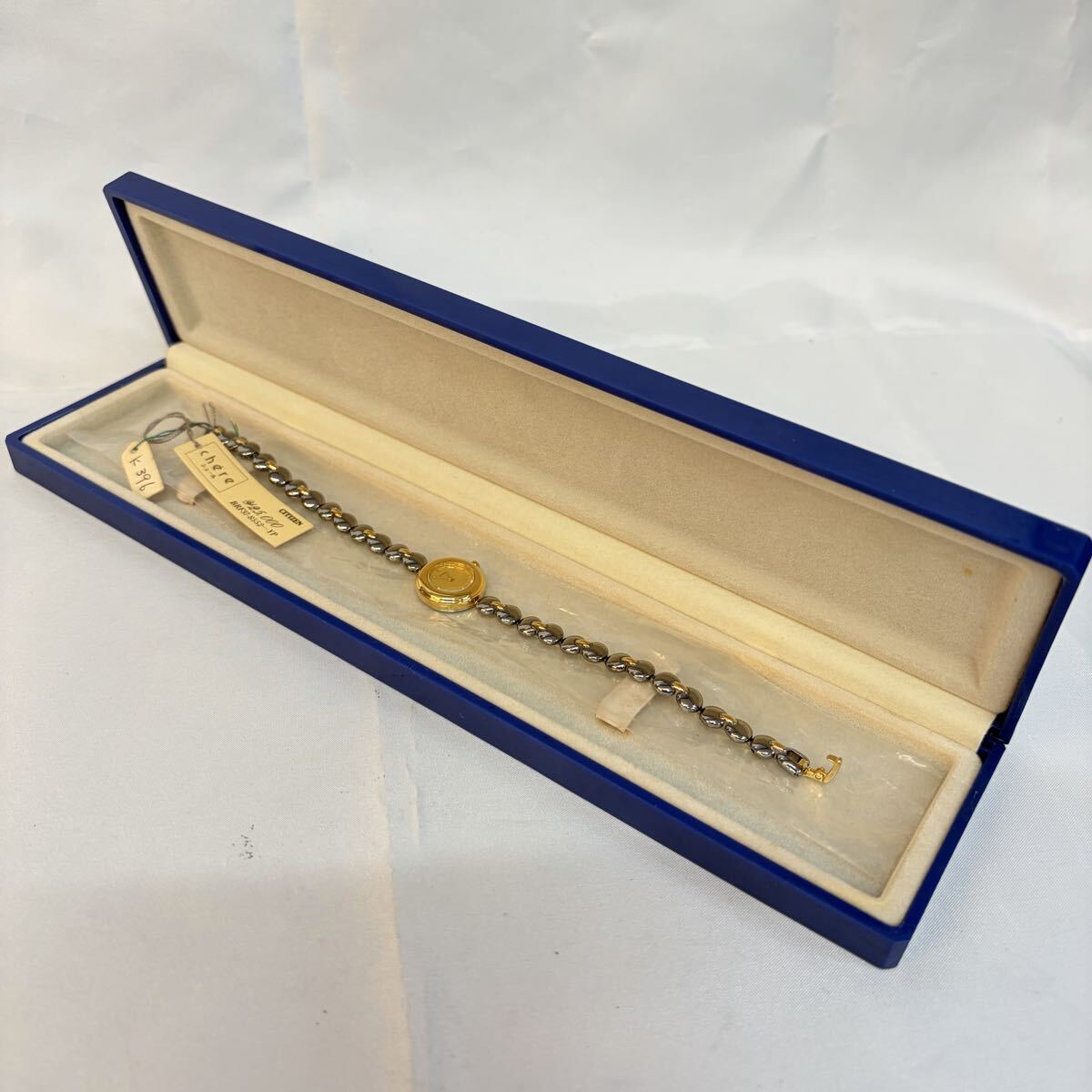 【1121M26】CITIZEN シチズン 2200-226631 ゴールド ラウンド ゴールド文字盤 2針 ブレスレットウォッチ レディース クォーツ 腕時計不動品_画像1