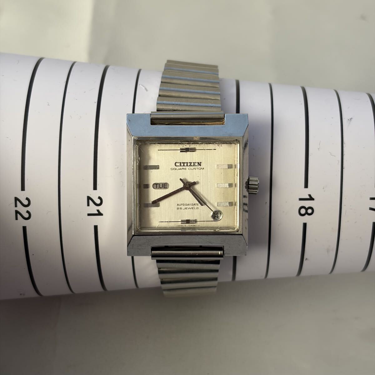 【1122M6】CITIZEN シチズン SQUARE CUSTOM 4-720946 デイデイト シルバー 自動巻き メンズ 腕時計 稼働_画像8
