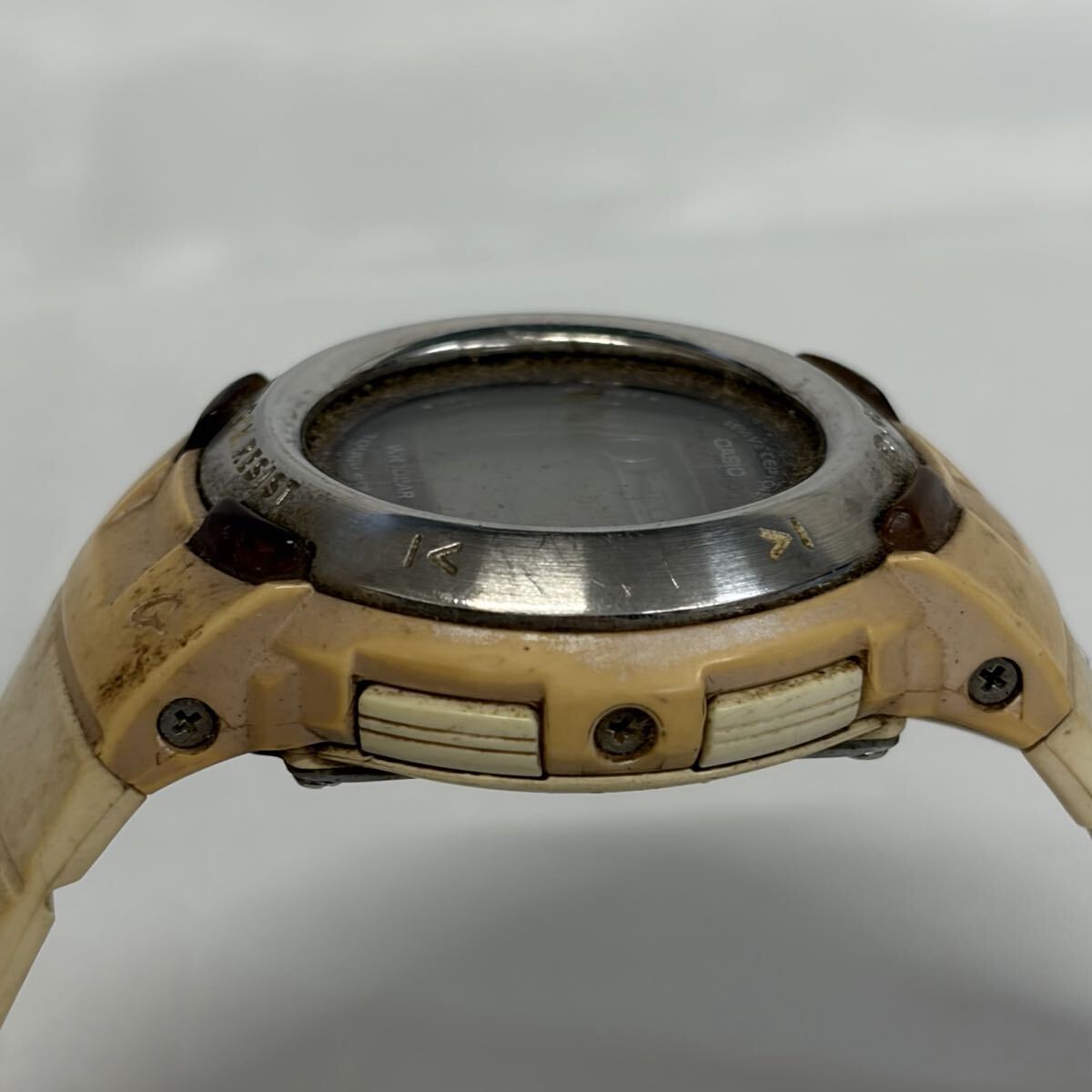 【1122M24】CASIO カシオ Baby-G ベビージー BGT-2600J 腕時計 デジタル 電波ソーラー タフソーラー 多機能 カレンダー ホワイト 不動品_画像3