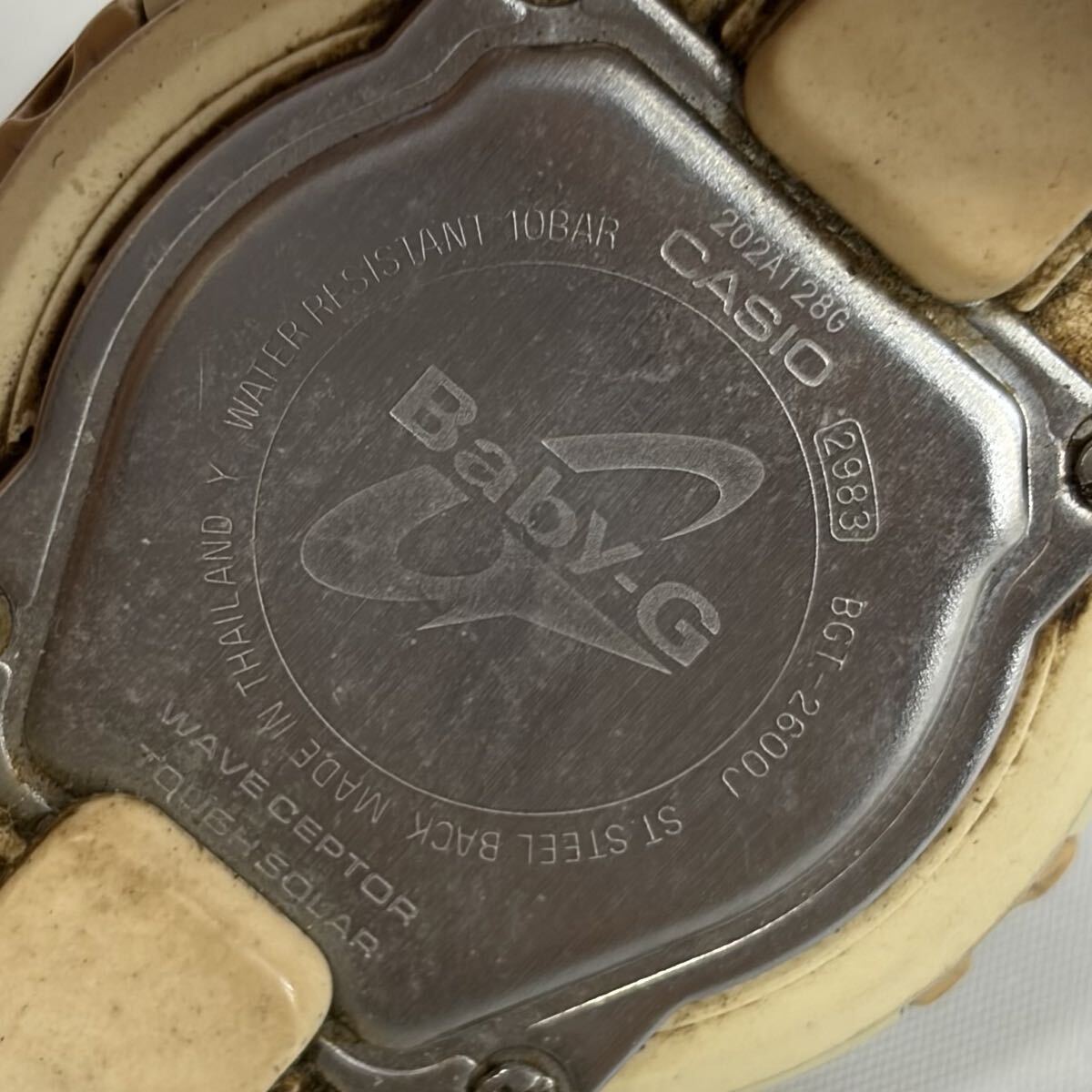 【1122M24】CASIO カシオ Baby-G ベビージー BGT-2600J 腕時計 デジタル 電波ソーラー タフソーラー 多機能 カレンダー ホワイト 不動品_画像5