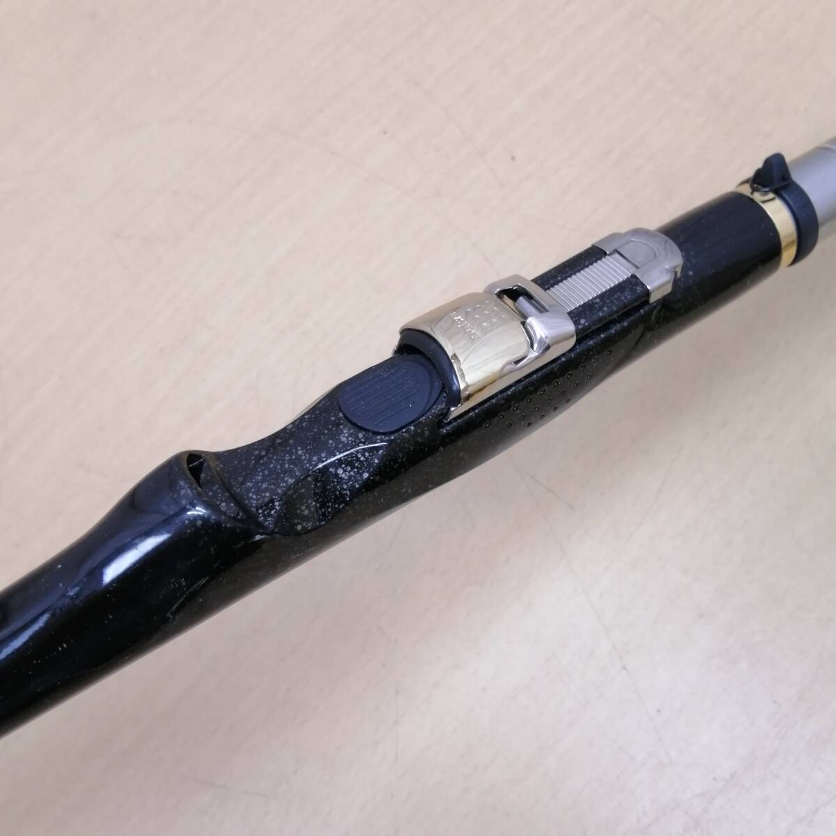 □25082510　DAIWA　ダイワ　銀狼 競技 50 06572390　GINRO　チヌ　グレ　ロッド　釣具　釣り竿　フィッシング_画像3
