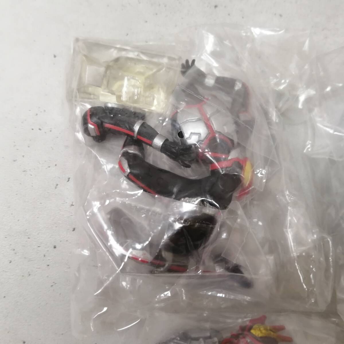 ◎25111906　BANDAI　HGシリーズ　仮面ライダーカブト　誕生！仮面ライダーカブト編　5種　バンダイ　ガシャポン　【未開封・保管品】_画像4