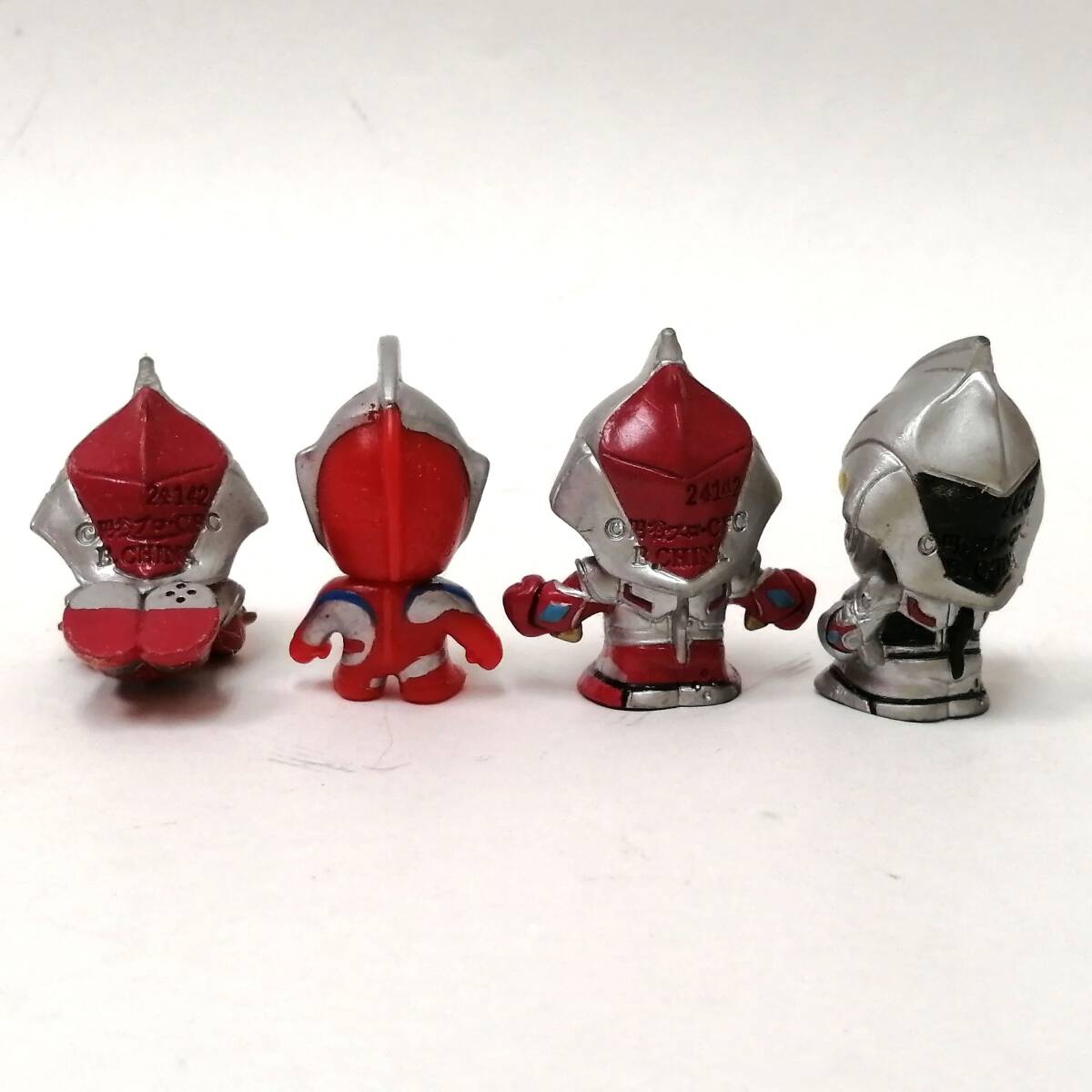 〇25112104　ウルトラマン　ミニフィギュア　4種セット　高さ約3.5cm　チビサイズ　円谷プロ_画像7