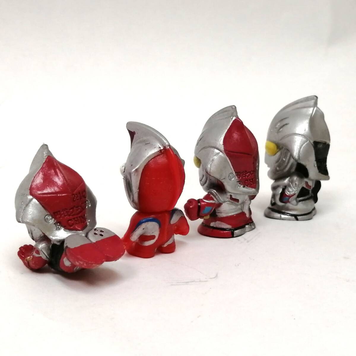 〇25112104　ウルトラマン　ミニフィギュア　4種セット　高さ約3.5cm　チビサイズ　円谷プロ_画像9