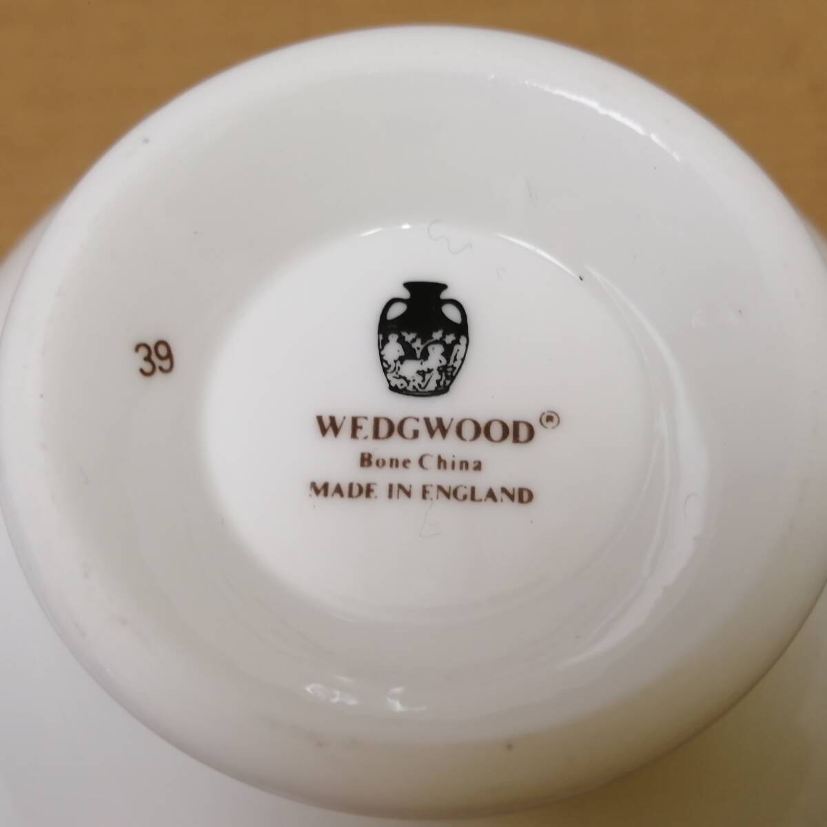 〇25112107　WEDGWOOD ウェッジウッド ワイルドストロベリー ペアセット カップ＆ソーサー＆ケーキプレート 6点セット 金彩 洋食器_画像10