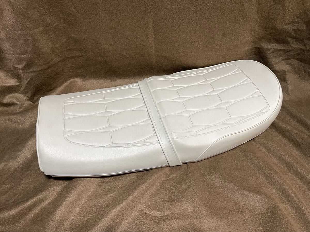 GT380 初期柄シート 素人張替品 リプロ製シートベース 素人あんこ抜き _画像1