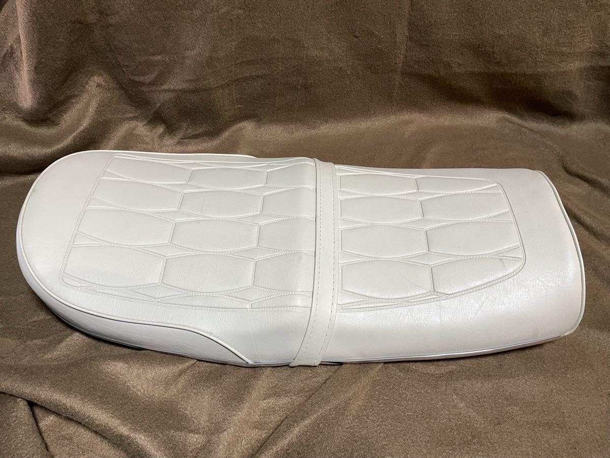 GT380 初期柄シート 素人張替品 リプロ製シートベース 素人あんこ抜き _画像3