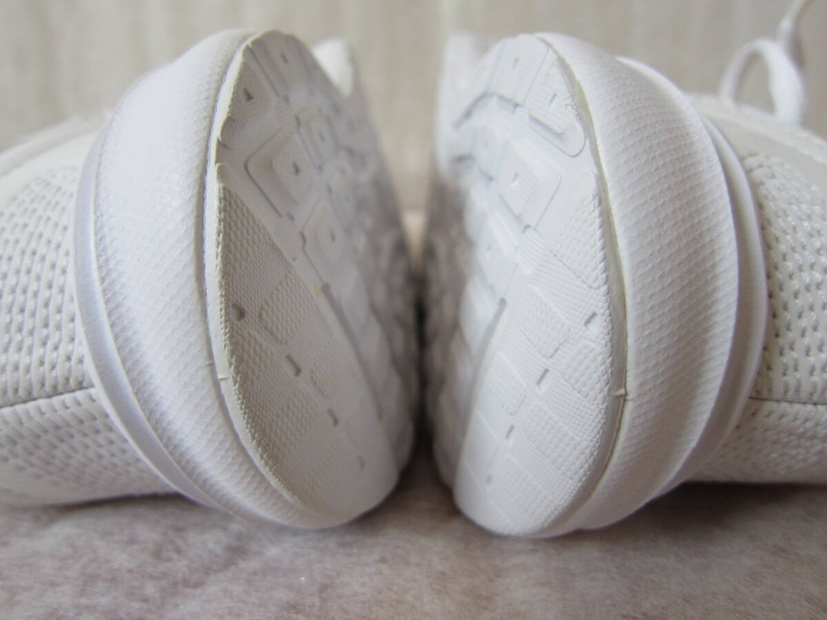 未使用？　adidas Galaxy 2（アディダス ギャラクシー２）[AQ2897]　2016年製　ホワイト 白白　　22.5㎝ US4.5　　※通学用にも！　ok2510D_画像5