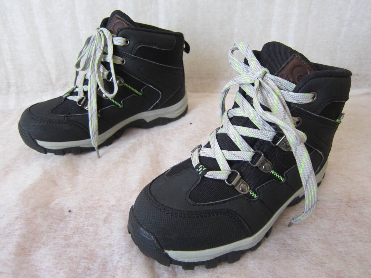 albatre（アルバートル）　ジュニアトレッキングシューズ　黒/灰/黄緑　22㎝　ok2511B_画像2